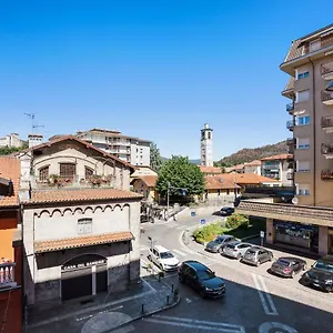 Iris Maggiore Apartment
