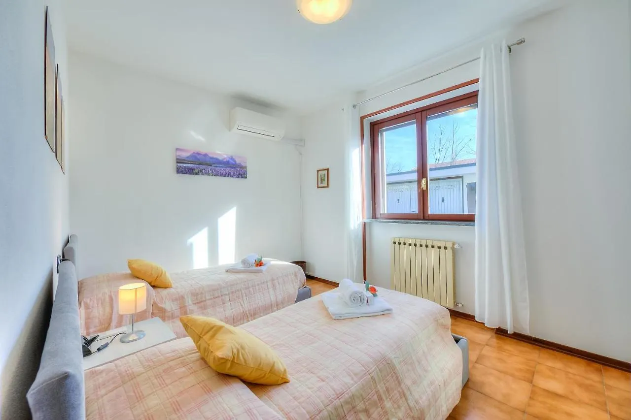 Cedar House Villa Few Minutes From Lake - Happy Rentals Angera Italy