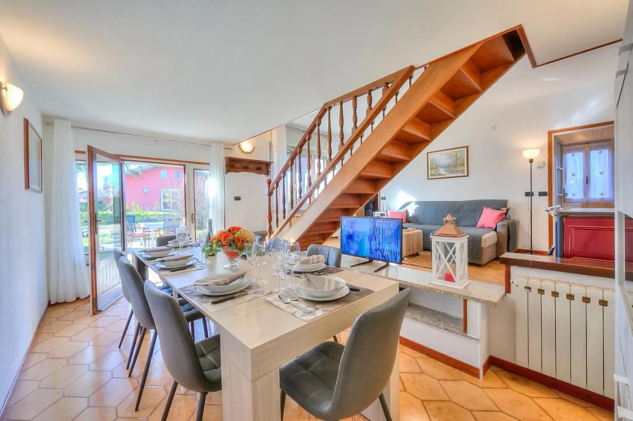 Cedar House Villa Few Minutes From Lake - Happy Rentals Angera 0*,