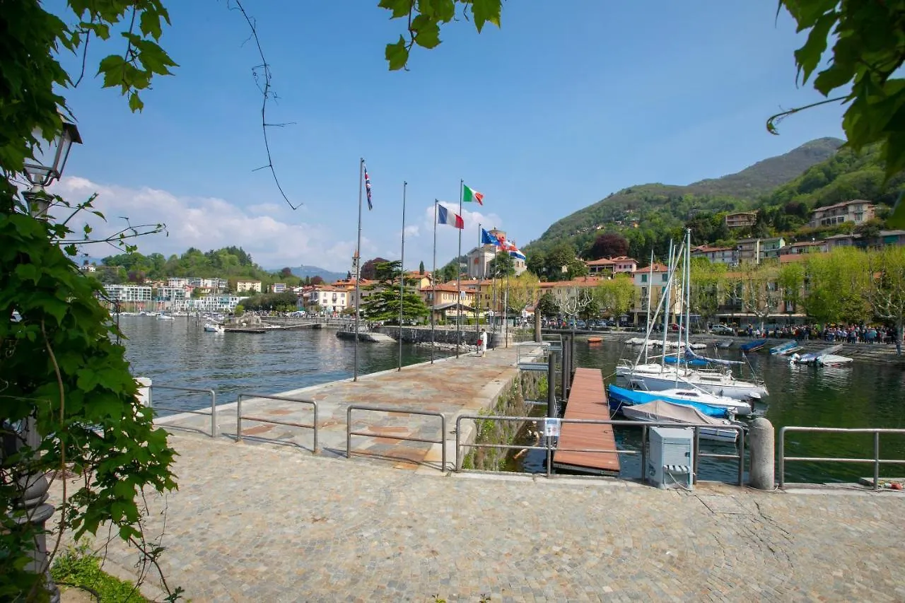 Cedar House Villa Few Minutes From Lake - Happy Rentals Angera Holiday home
